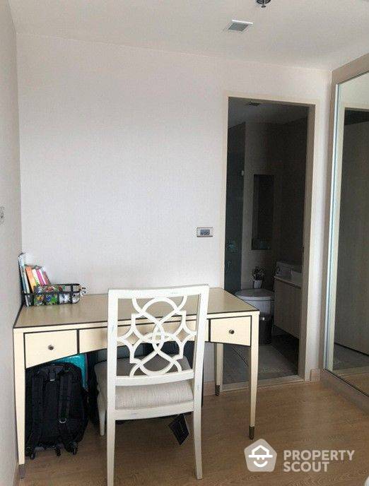 Wonderful High Rise 2-BR Condo at Infinity One Condominium