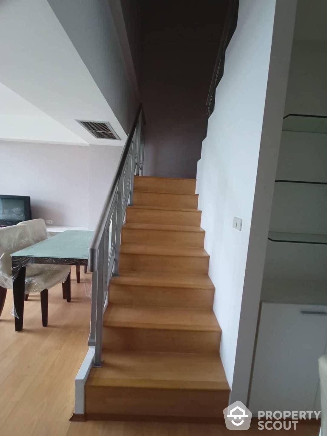 Spectacular High Rise 3-BR Duplex