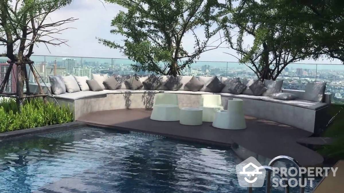 Novel 1-BR Condo at Rhythm Sukhumvit 42