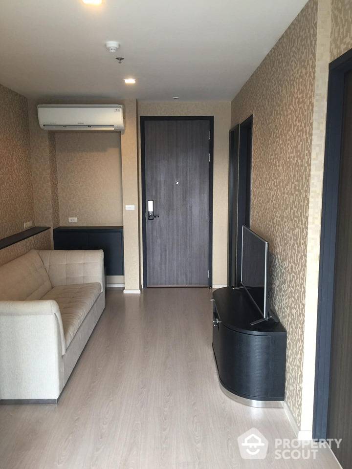 1-BR Condo at Rhythm Sukhumvit 44/1