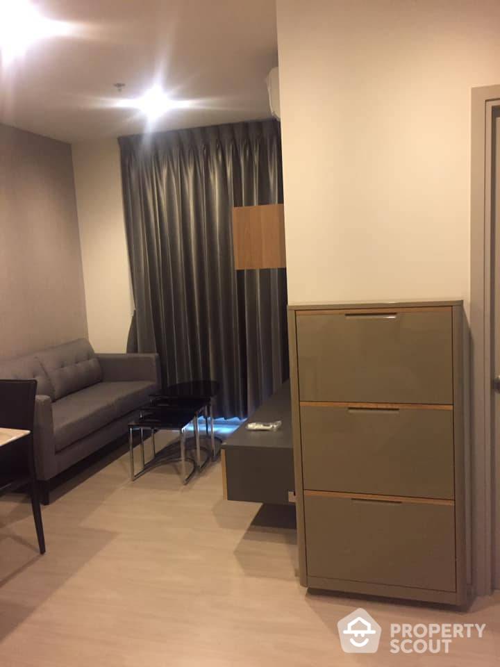 Wonderful High Rise 2-BR Condo at Life Sukhumvit 48