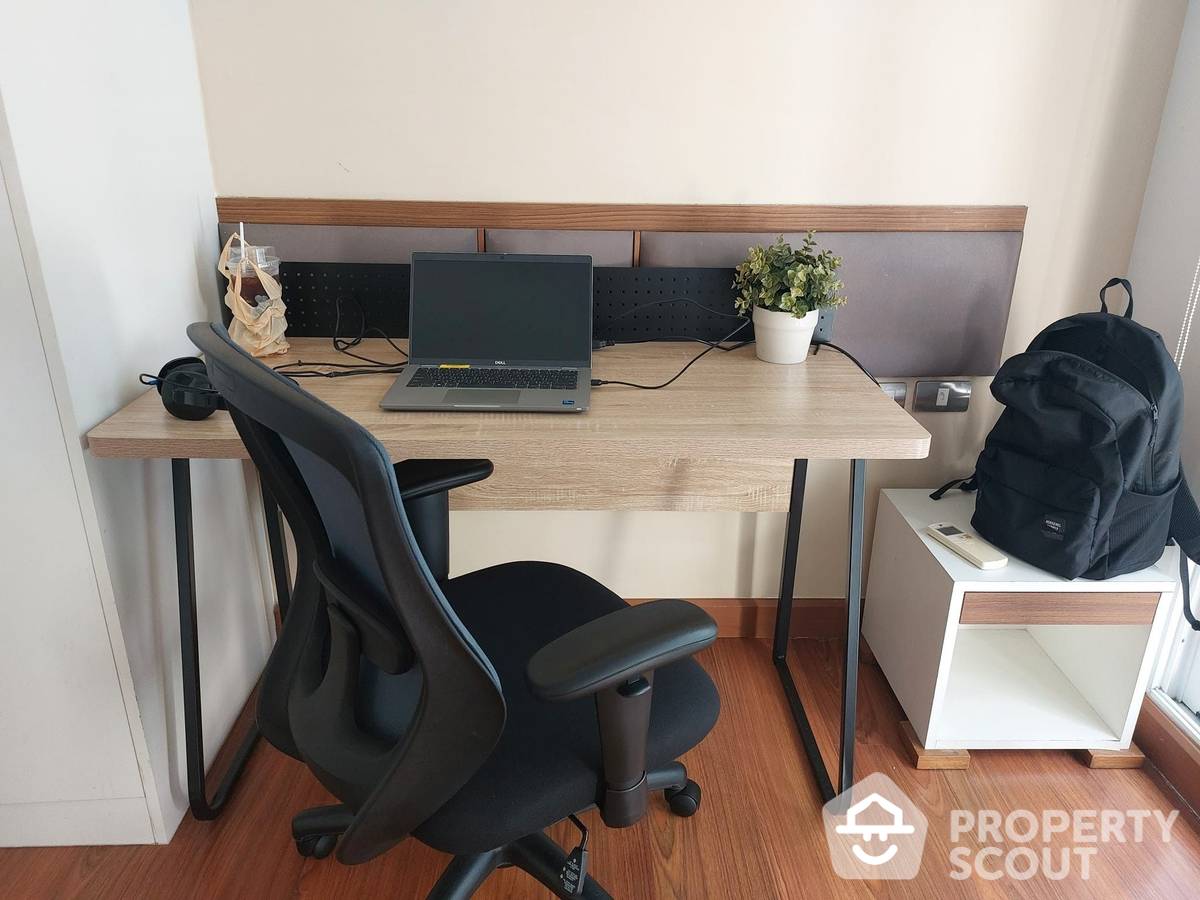 Spacious 1-BR Condo at Tree Condo Luxe Sukhumvit 52