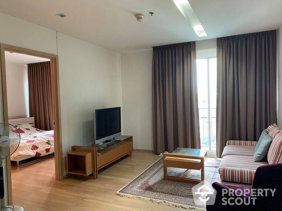 Spacious 1-BR Condo at Siri At Sukhumvit