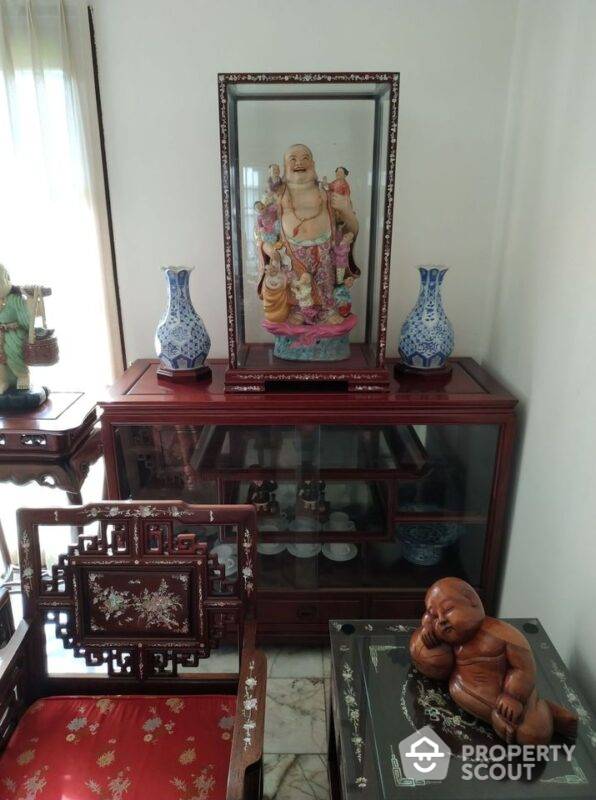 Spacious 4-BR House at Sukhumvit Garden City