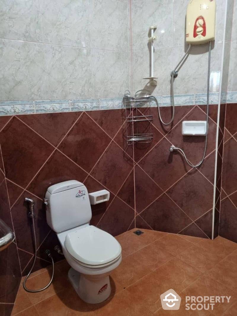 Spacious 4-BR Condo at Pattaya Klang