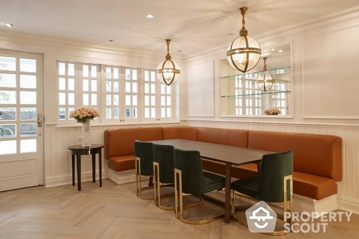 Novel 4-BR Townhouse at Baan Klang Krung Thonglor