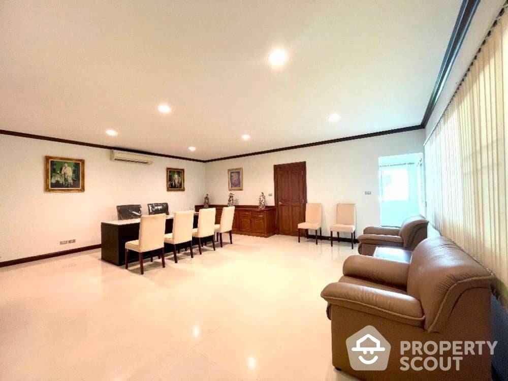 Large 3-BR House