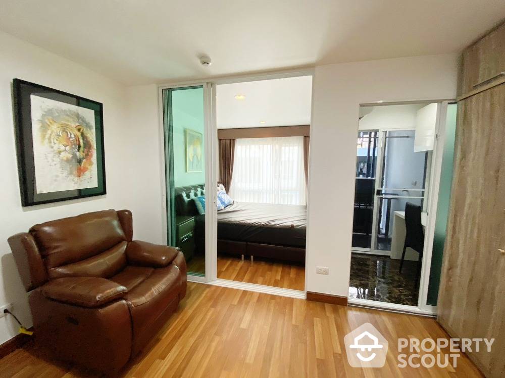 Modern 3-BR Penthouse at Regent Home Sukhumvit 81