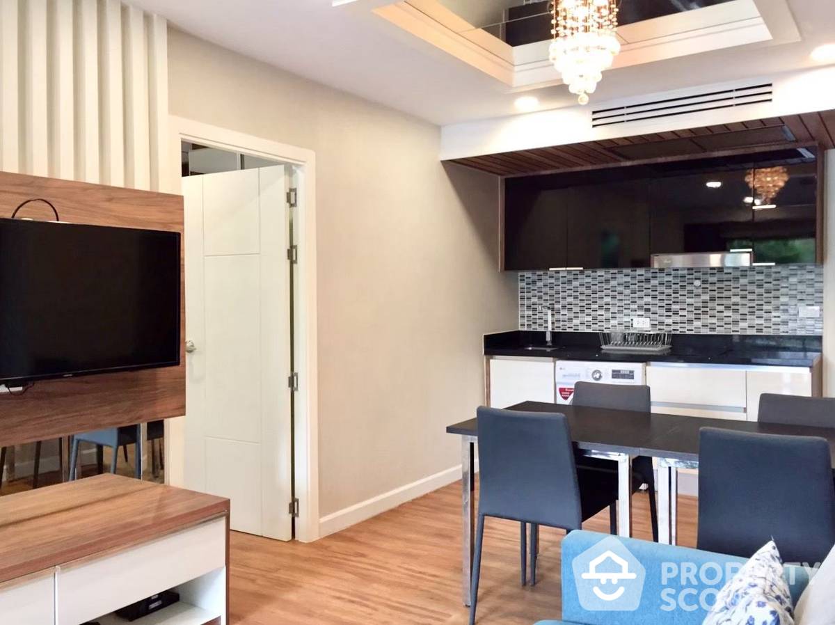 Novel 2-BR Condo at Dusit Grand Park