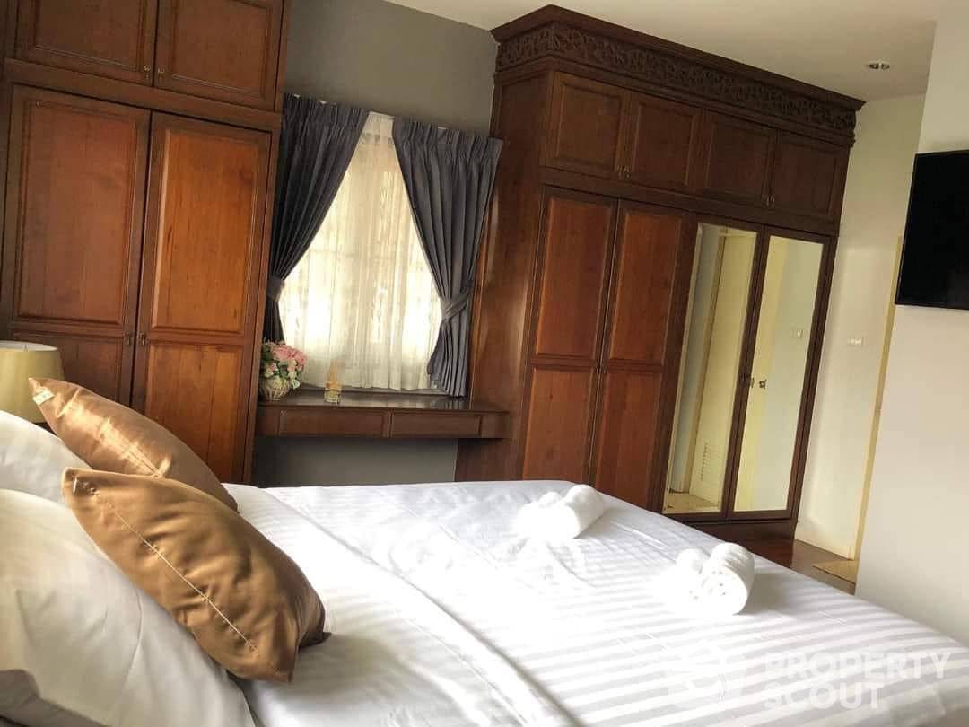 Spacious 4-BR Villa