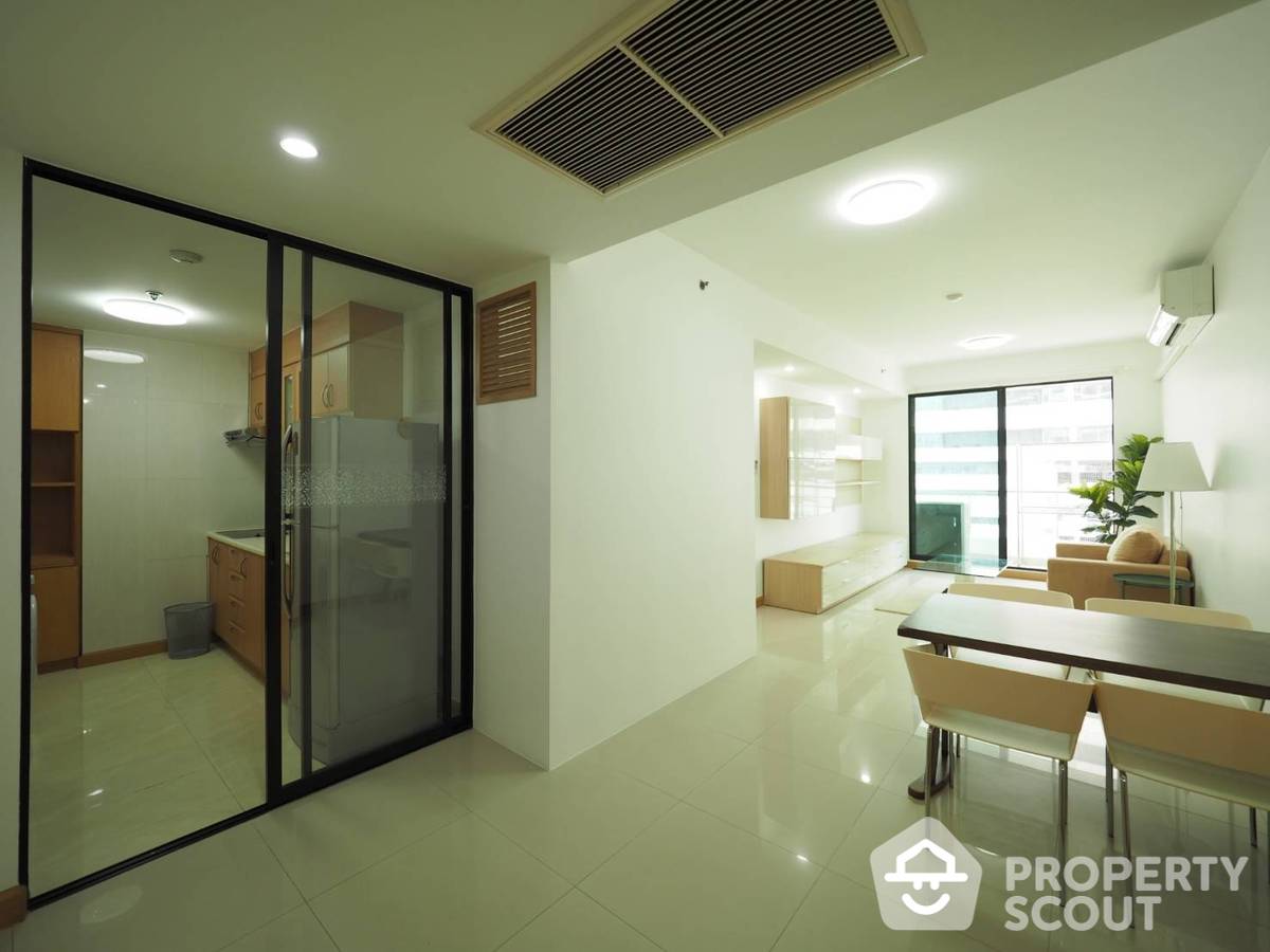 Novel 3-BR Condo at Supalai Premier Place Asok