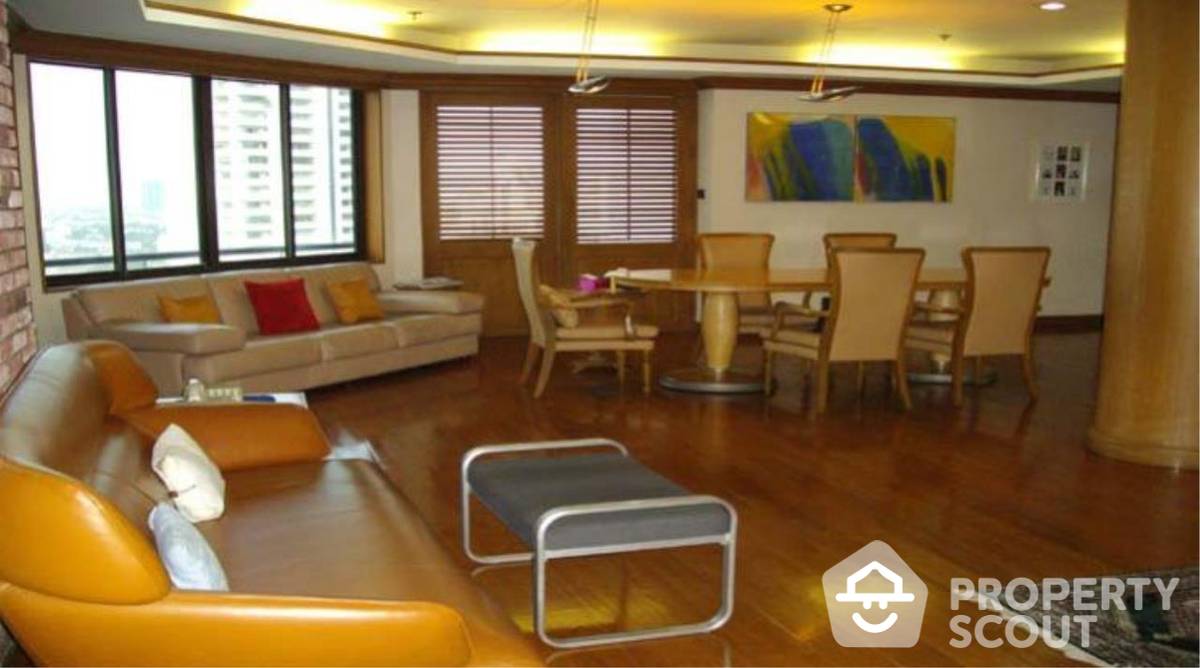 Spacious 3-BR Condo at Moon Tower Condominium