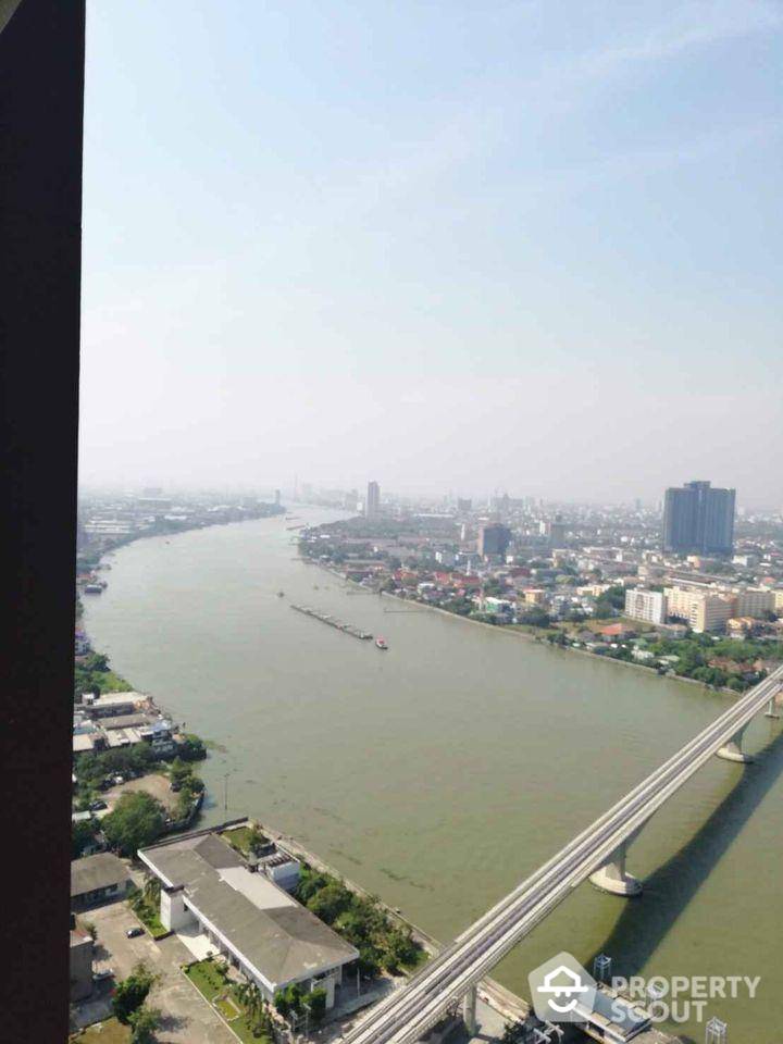 Wonderful High Rise 1-BR Condo at 333 Riverside