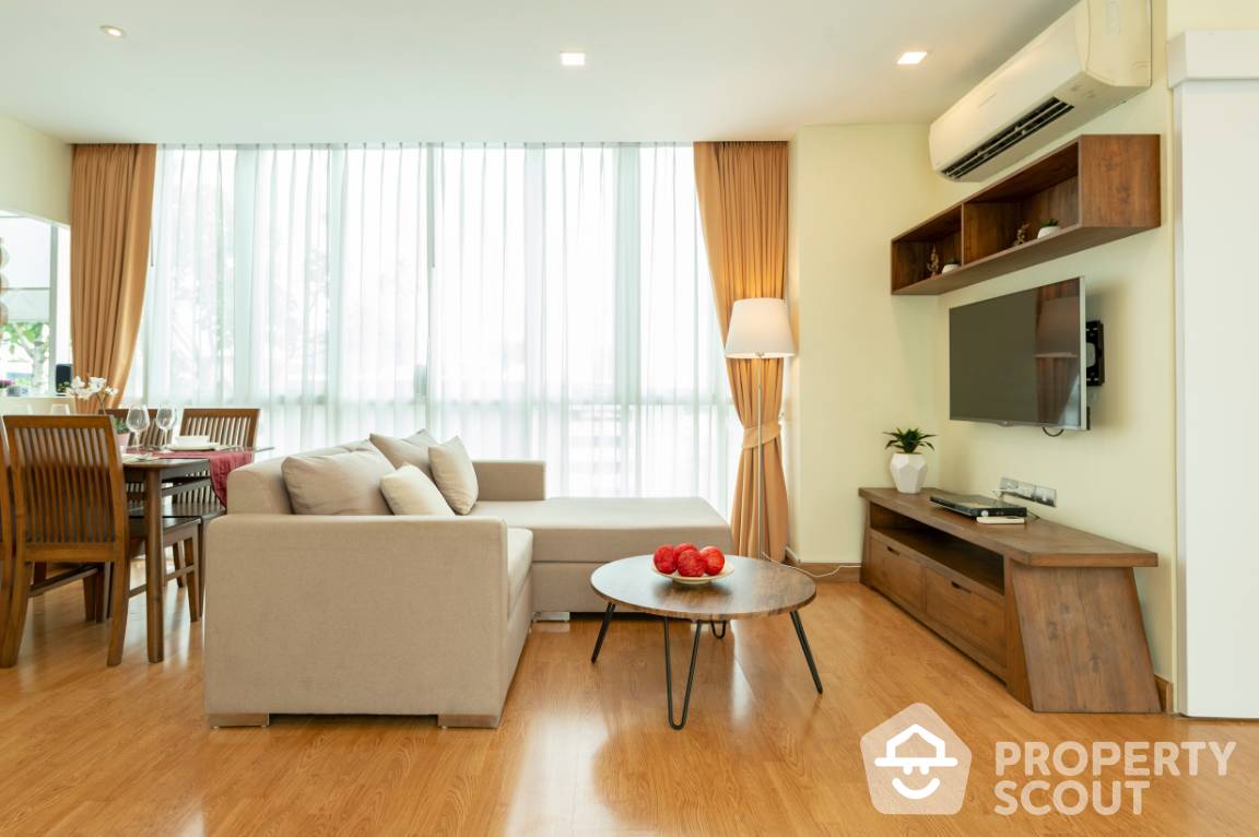 2-BR Condo at Tree Condo Luxe Sukhumvit 52