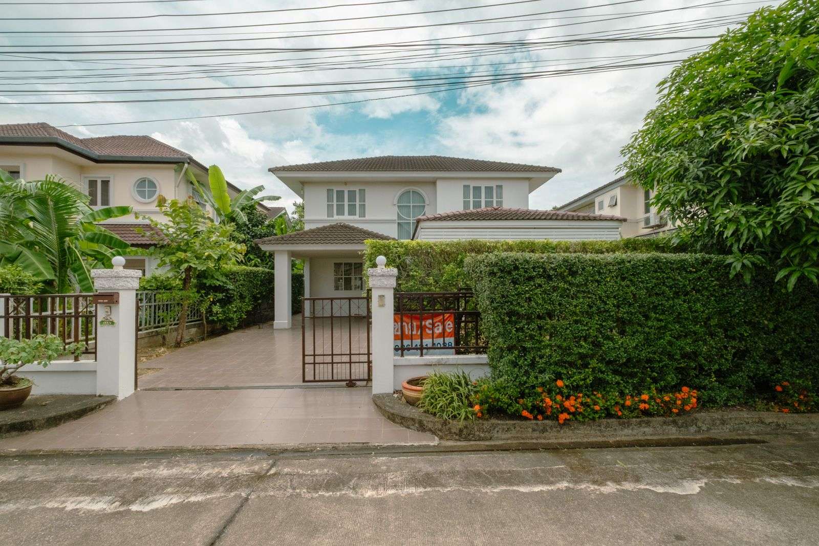 4 Bedroom House in San Sai