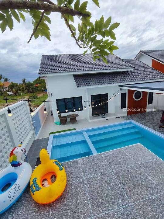 6 bedroom, 4 bathroom pool villa, Hang Dong area, near Kad Farang Plaza