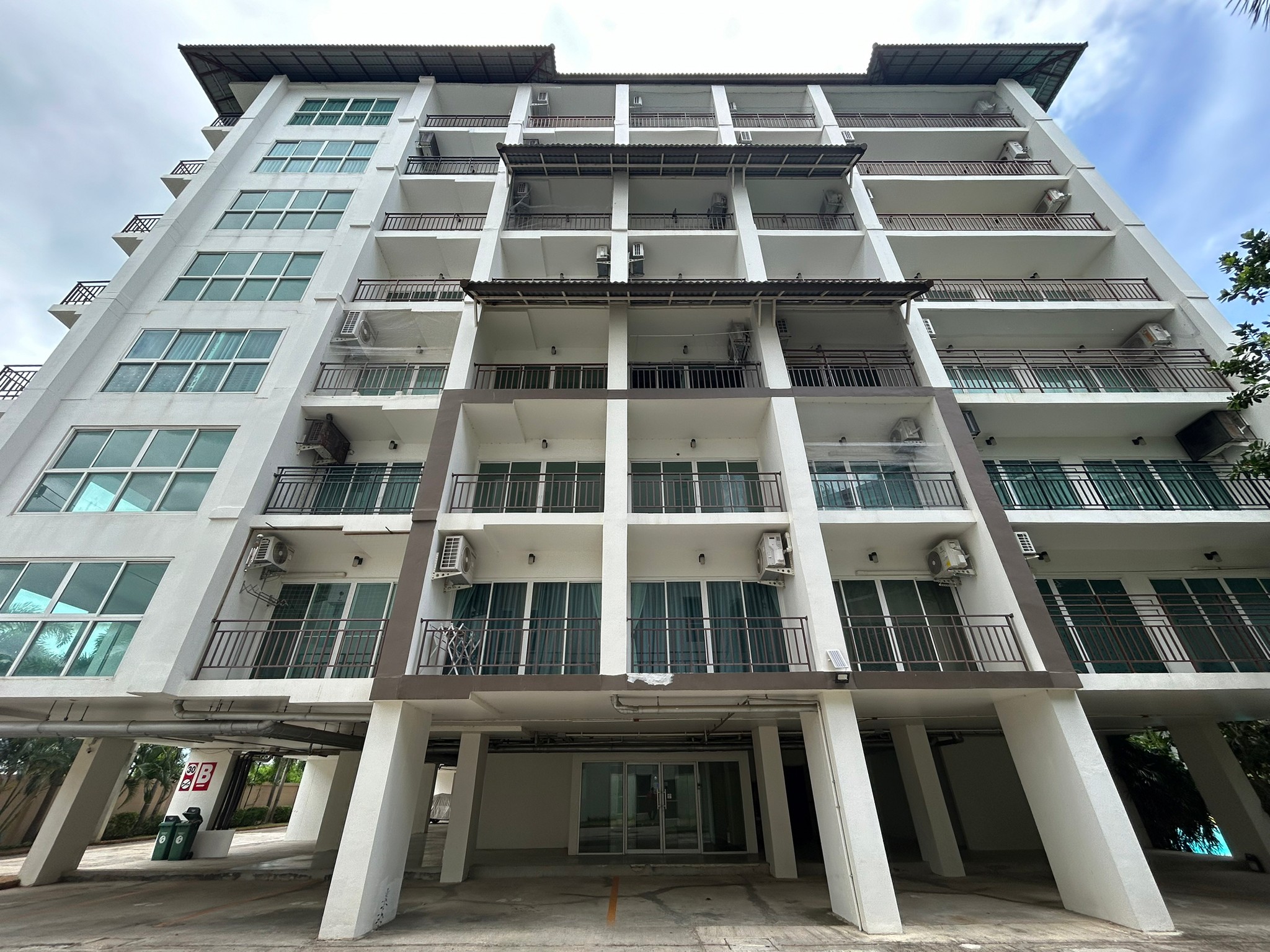 คอนโดมิเนียม : เอ.ดี.เลค แอนด์ รีสอร์ท หัวหิน