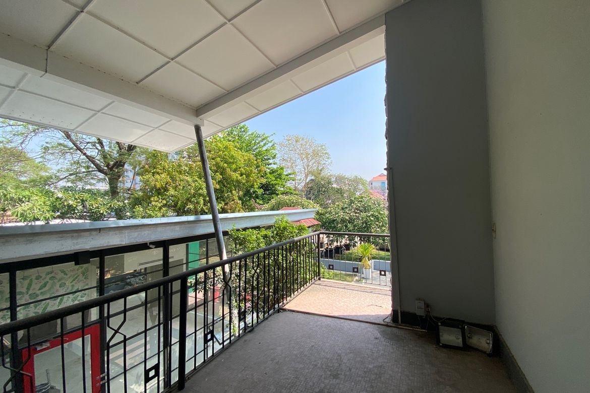A commercial space for rent in Muang Chiang Mai