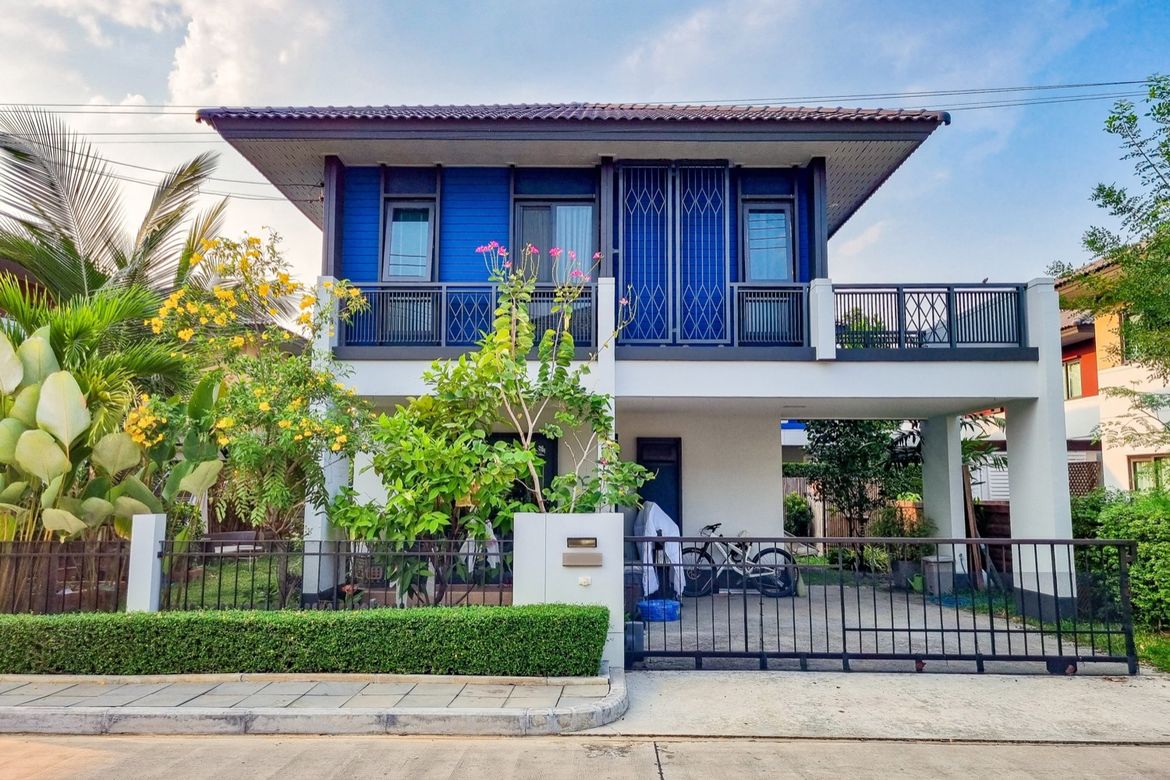 A unique house with one bed for rent in San Phi Sua, Chiang Mai