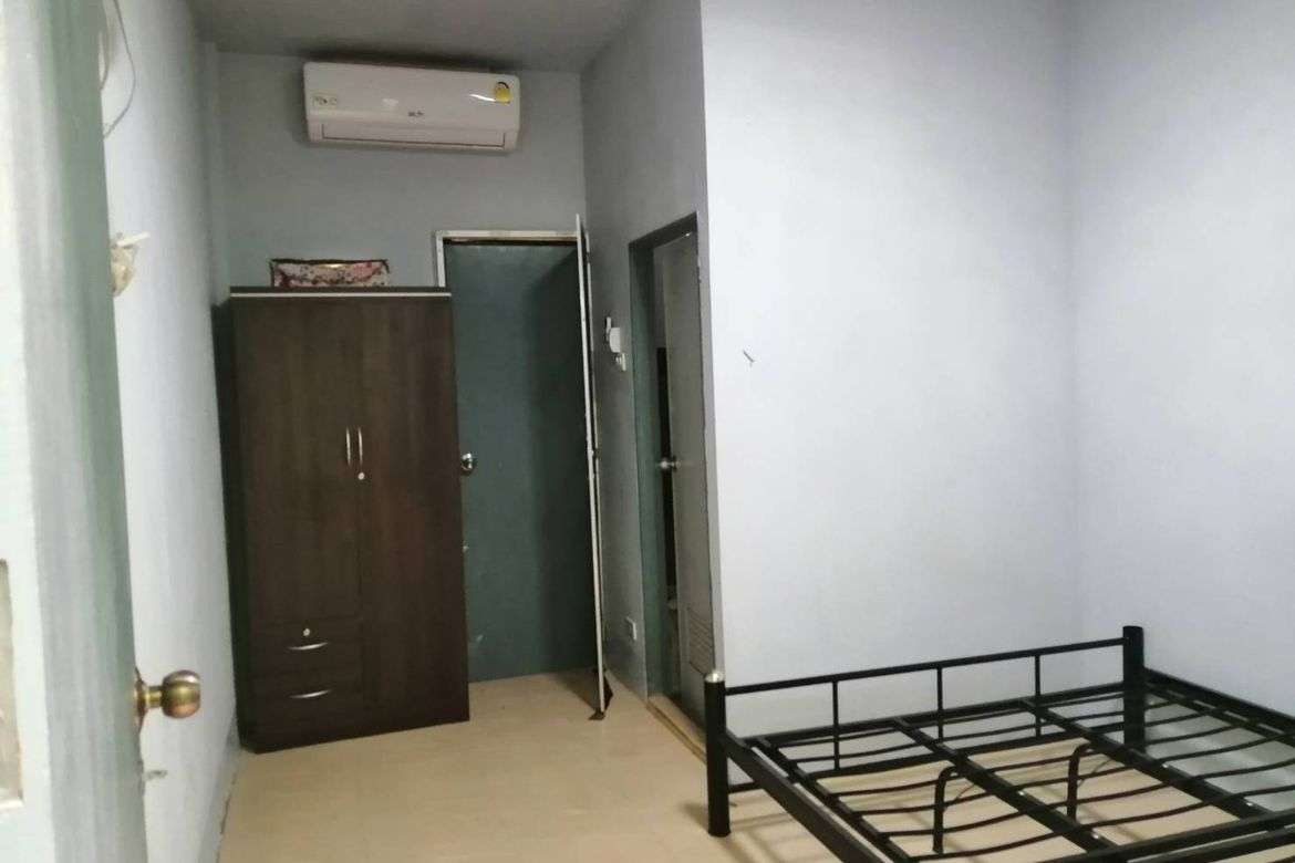8 Bedroom Apartment for sale