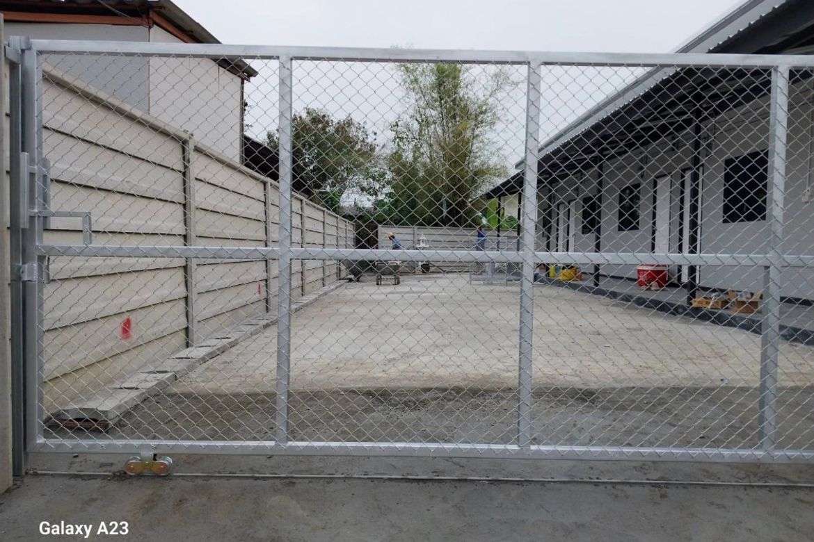 5 Bedroom Apartment for sale