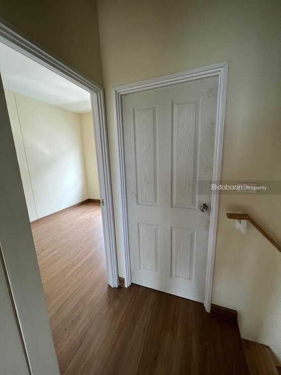 ทาวน์โฮม 2 ชั้น 4 ห้องนอน 3 ห้องน้ำ 2 ที่จอดรถ ใกล้โลตัสรวมโชค