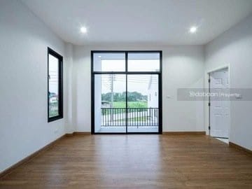 บ้านเดี่ยว 2 ชั้น สไตล์นอร์ดิก 3 ห้องนอน 4 ห้องน้ำ เดินทางสะดวก ใกล้เซ็นทรัลเฟสติวัล