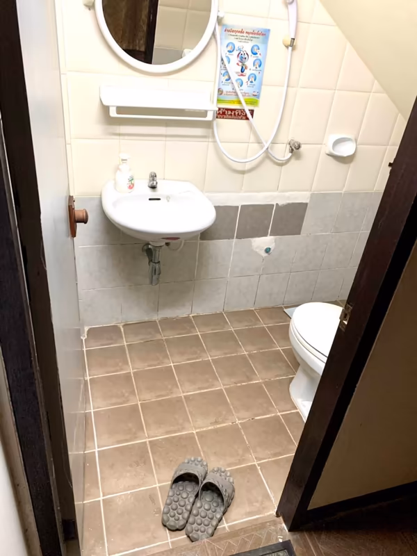 3 Bedroom Commercial