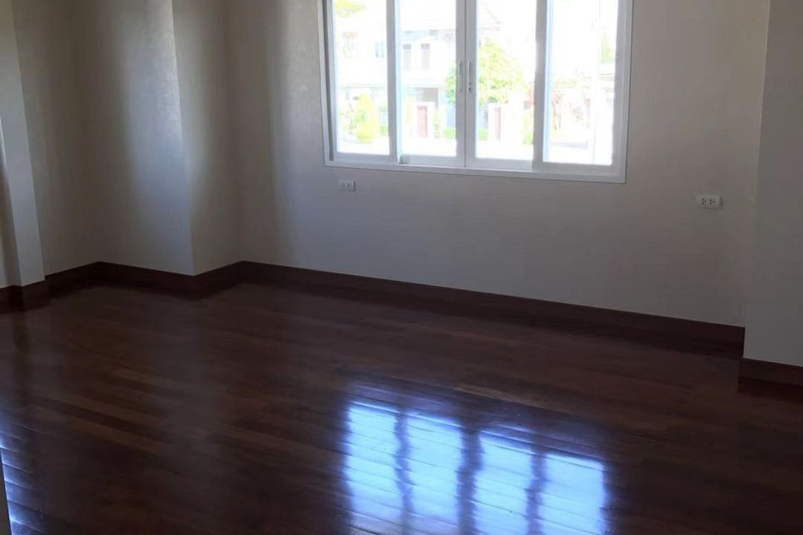 2 storey detached house for sale, beautiful house, good location travel in many directions San Sai Noi Subdistrict, San Sai District, Chiang Mai Provi