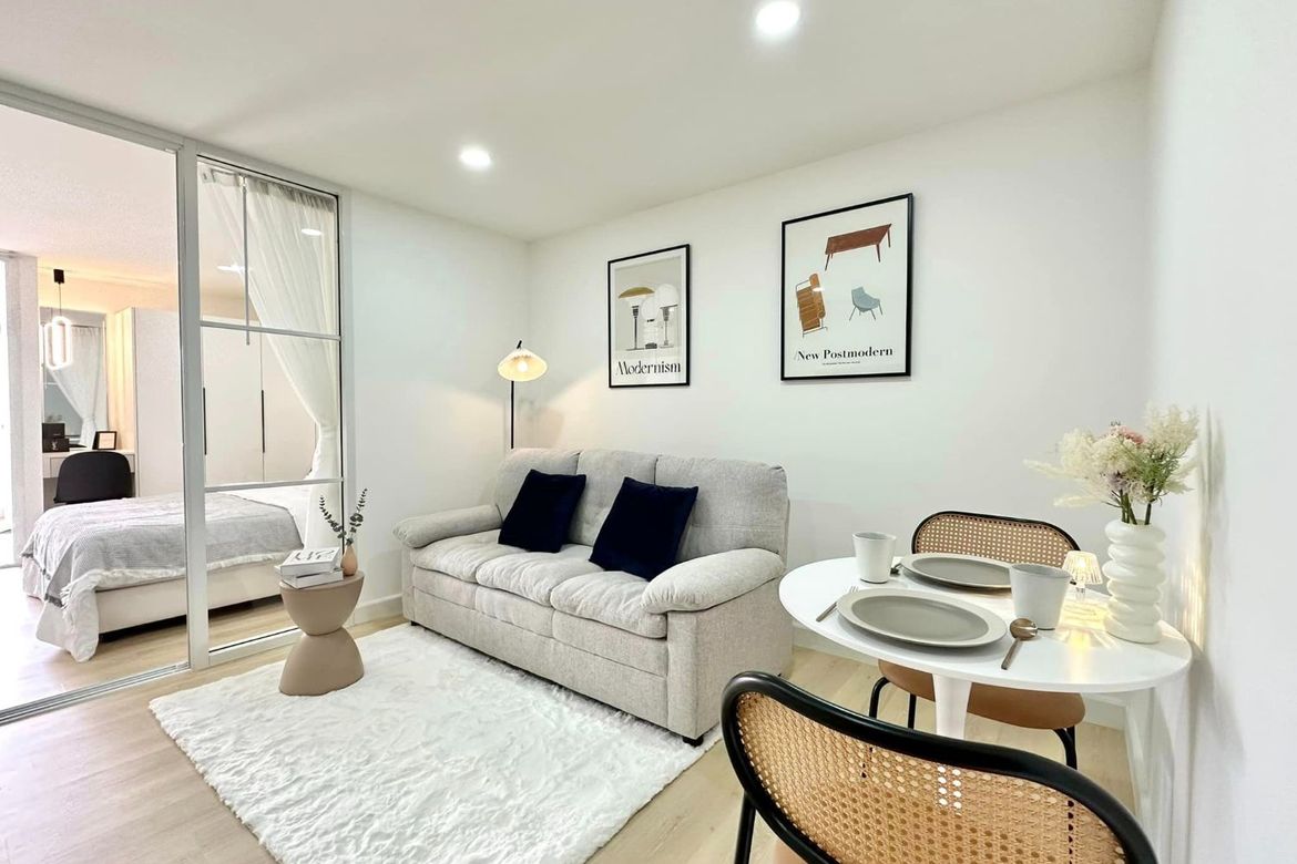 Sale Srithana Condo, 2 rooms, Doi Suthep view Next to Nimmanhaemin area Near Sripat Center