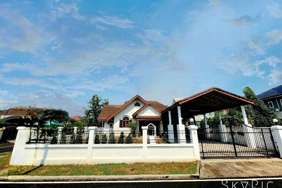 ให้เช่าบ้านสวย ตกแต่งใหม่ ใกล้มีโชค รร.นานาชาติ NIS