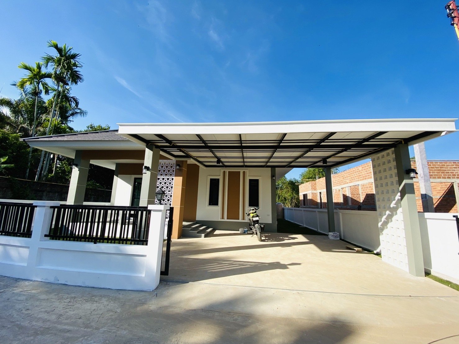 บ้านชั้นเดียวสไตล์โมเดิร์น 3 ห้องนอน 2 ห้องน้ำ ในท่าวังตาล หางดง เชียงใหม่