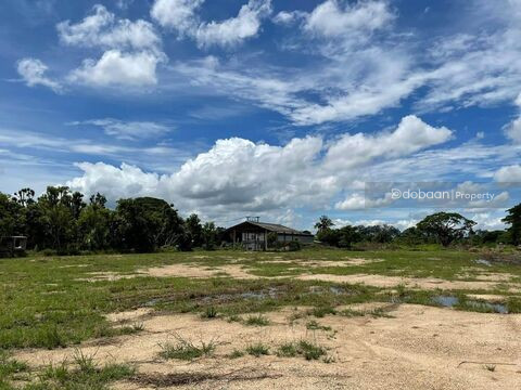 ที่ดินสวย 3 ไร่ ตั้งอยู่ในเขตสารภี ติดทางด่วนซุปเปอร์ไฮเวย์เชียงใหม่-ลำปาง