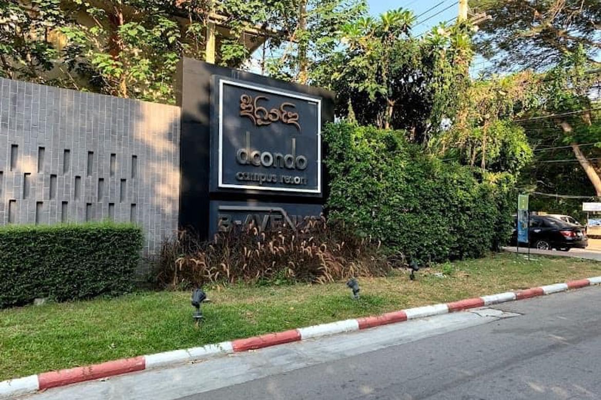 D condo Campus resort for sale