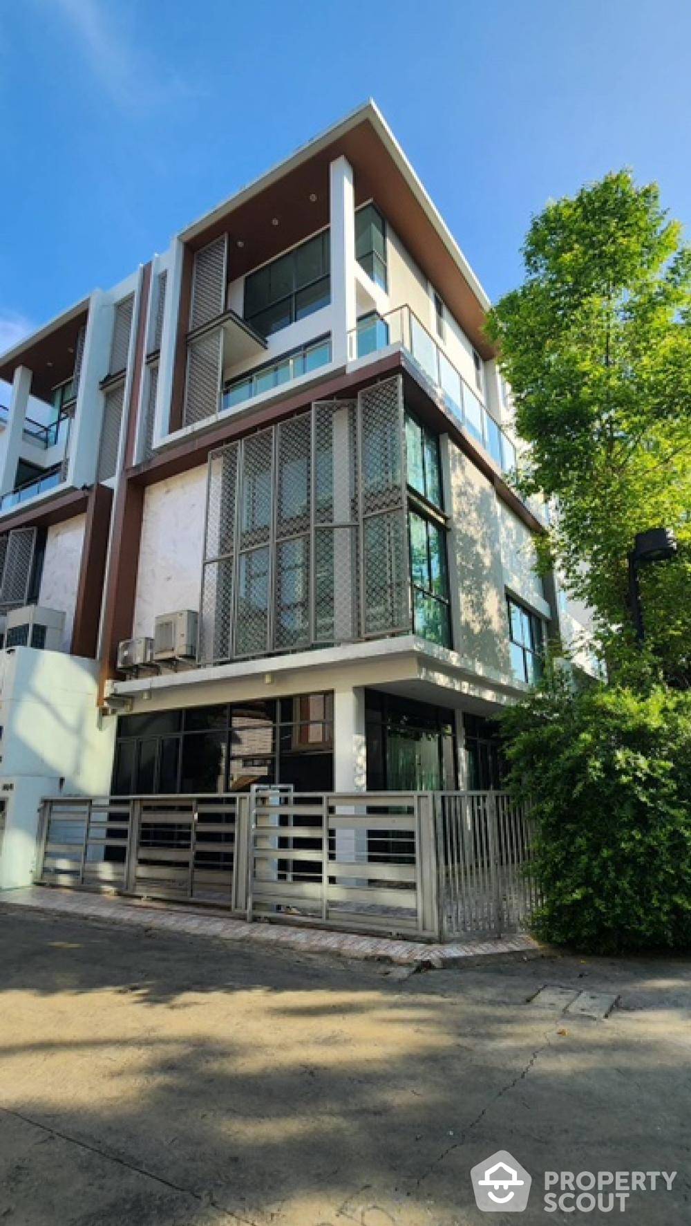บ้านแฝด 7 นอน