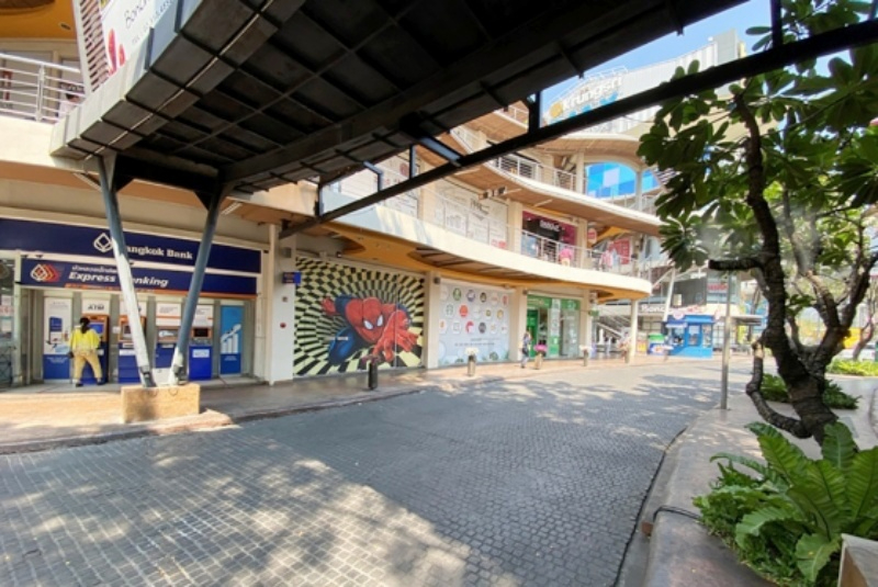 สิทธิการเช่า พื้นที่ร้านค้า ภายในอาคารศูนย์การค้าฯ