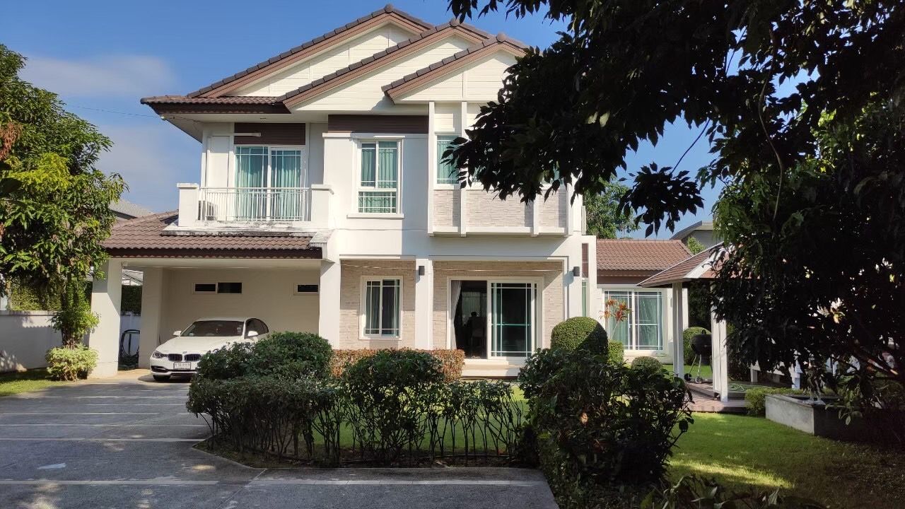 House for Sale at Serene Lake - Siwalee Lake View