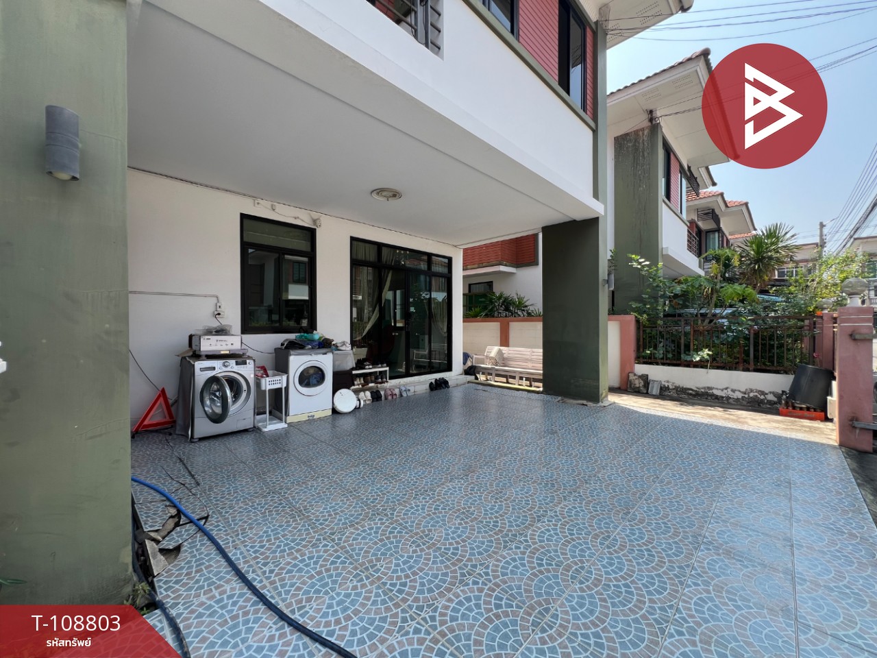 ขายบ้านแฝด หมู่บ้านทรัพย์รุ่งเรืองซิตี้ ท้ายบ้านใหม่ สมุทรปราการ พร้อมเข้าอยู่