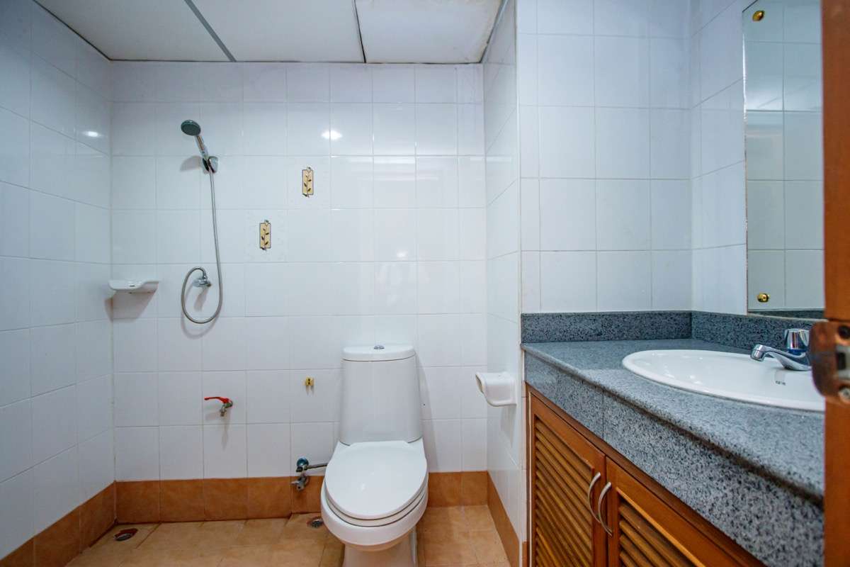 Hillside 7 Condo 1 BR Room for Sale : Chiang Mai Business Park