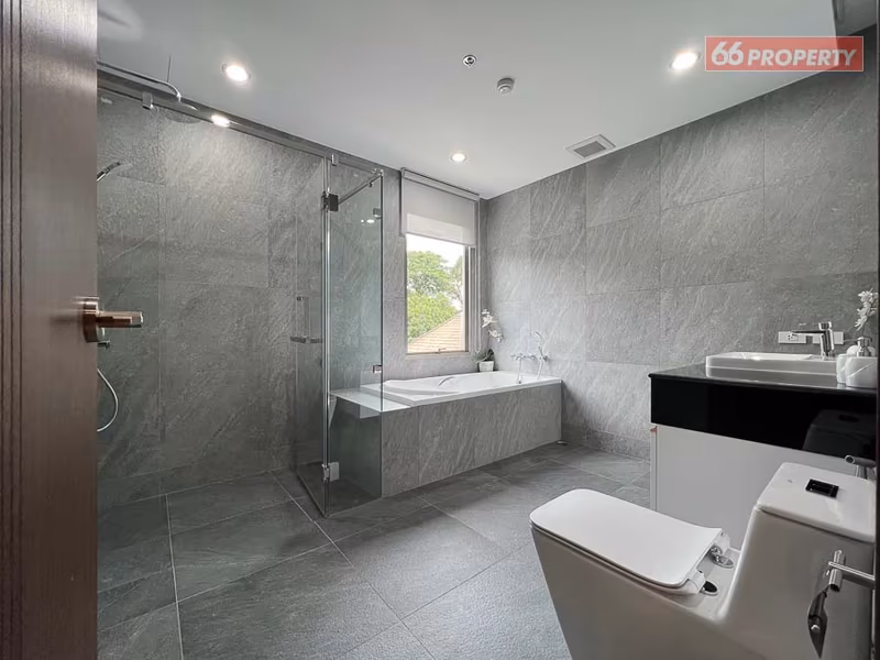 3 Bedroom Condo