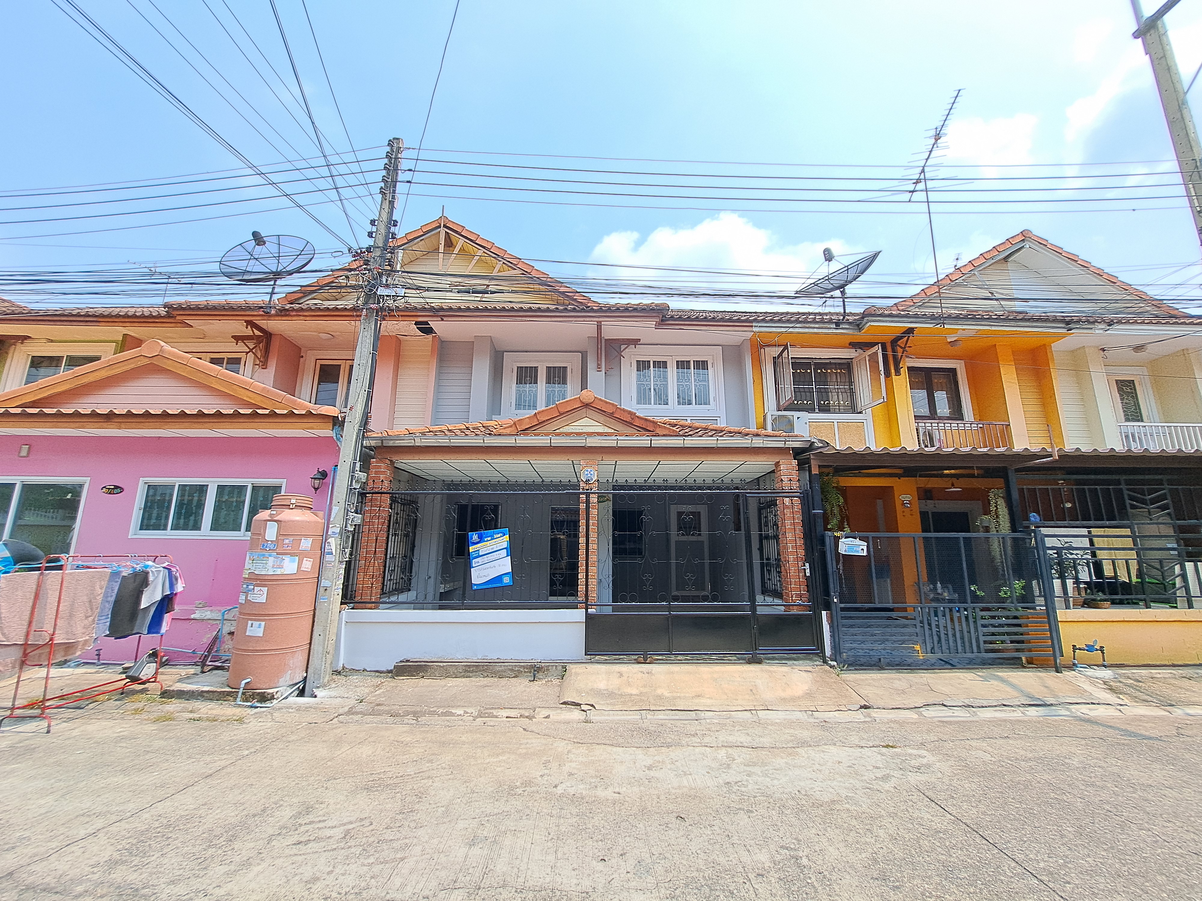 ทาวน์โฮม : บ้านพฤกษา 11