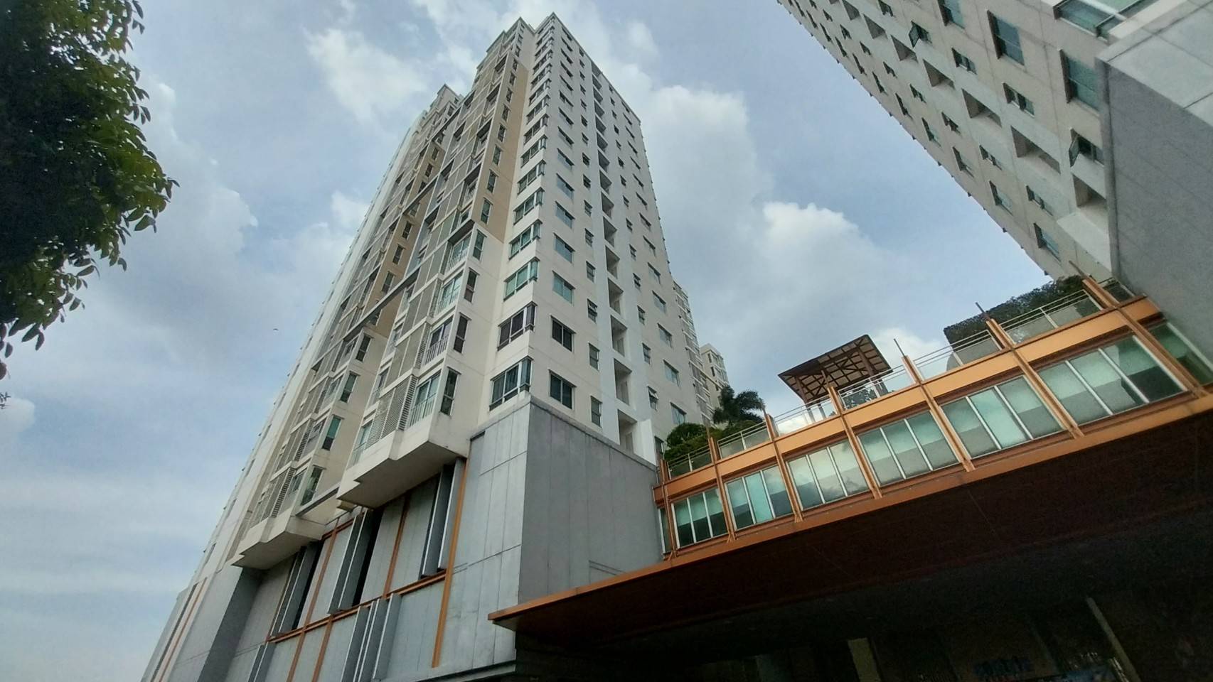 คอนโดมิเนียม : เซ็นทริค ซีน รัชวิภา/อาคารเลขที่ เอ