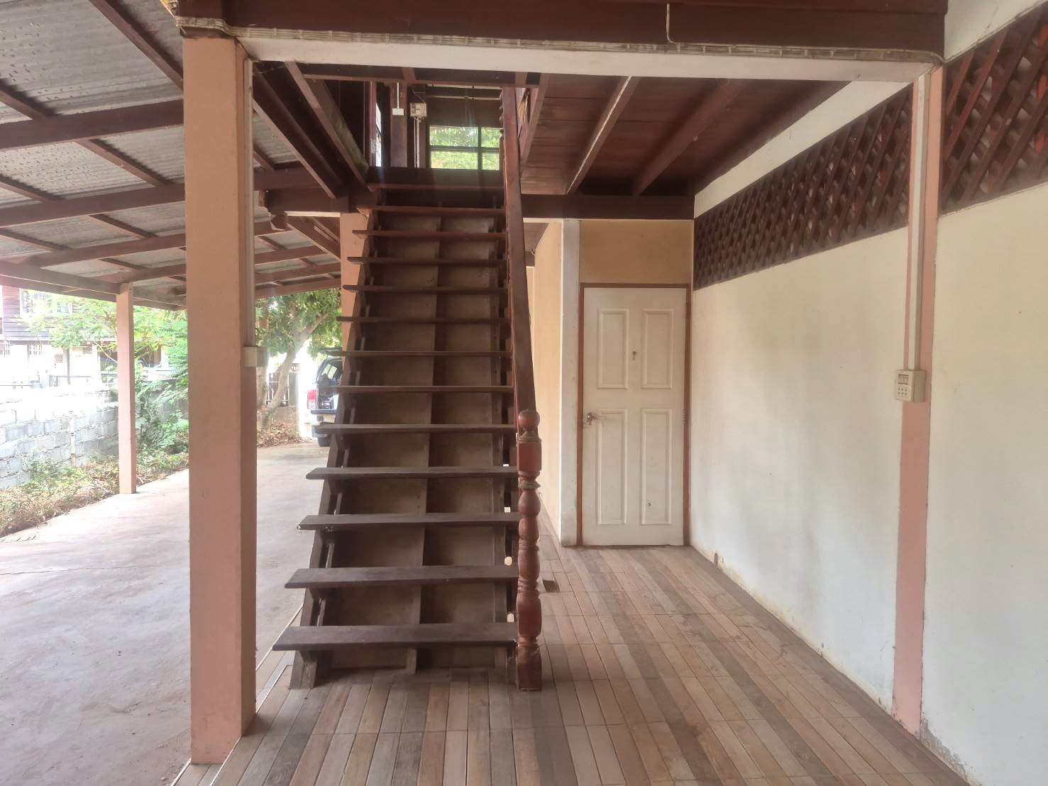 บ้านเดี่ยว : นอกโครงการสกลนคร