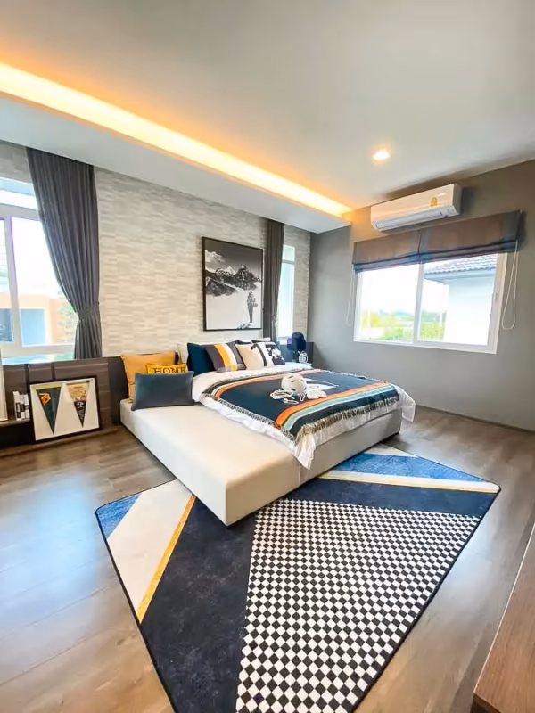 4 Bedroom House
