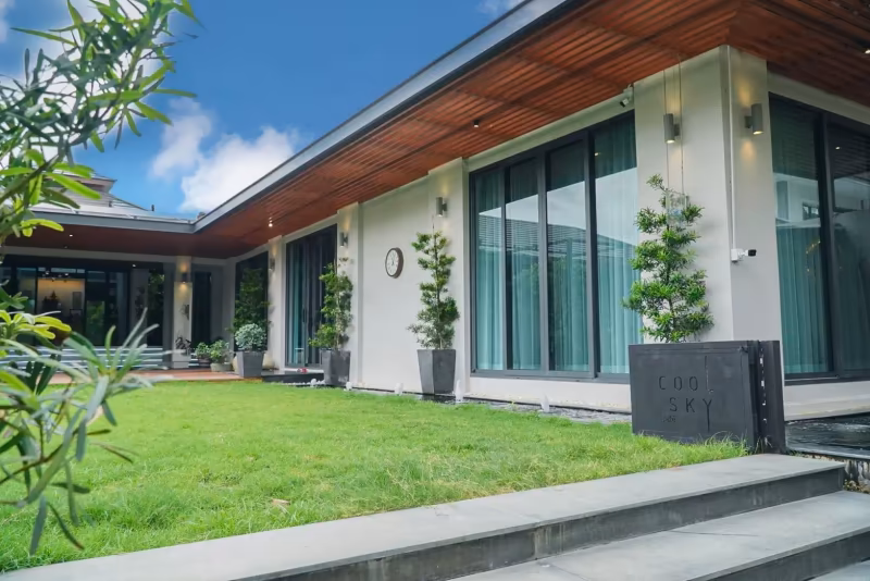 5 Bedroom House