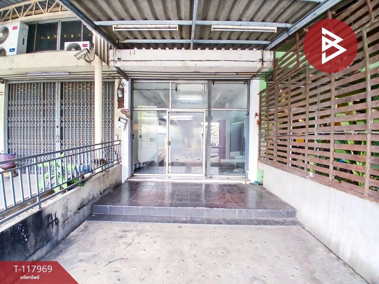 ขายอาคารพาณิชย์ ถ.แพรกษา เนื้อที่ 32 ตร.วา ท้ายบ้านใหม่ สมุทรปราการ