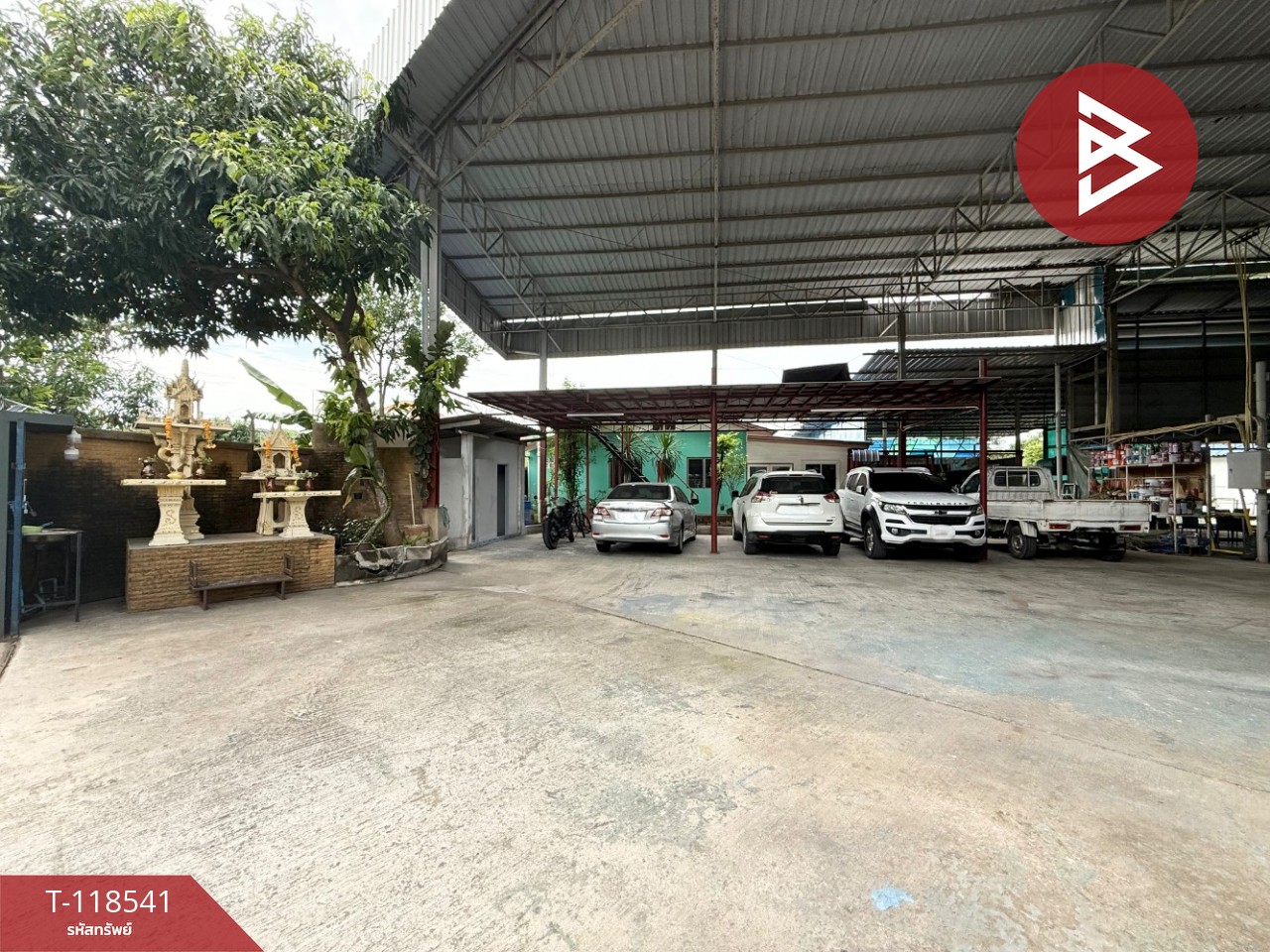 ขายโกดังพร้อมสิ่งปลูกสร้าง เนื้อที่ 3 งาน 61 ตร.วา ศรีราชา ชลบุรี