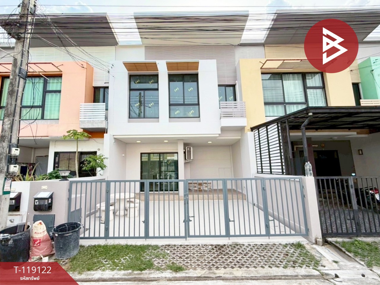 ขายทาวน์เฮ้าส์ หมู่บ้านไอดีไซน์ ลำลูกกา-คลอง 3 (I-design Lumlukka-Klong 3) ปทุมธานี