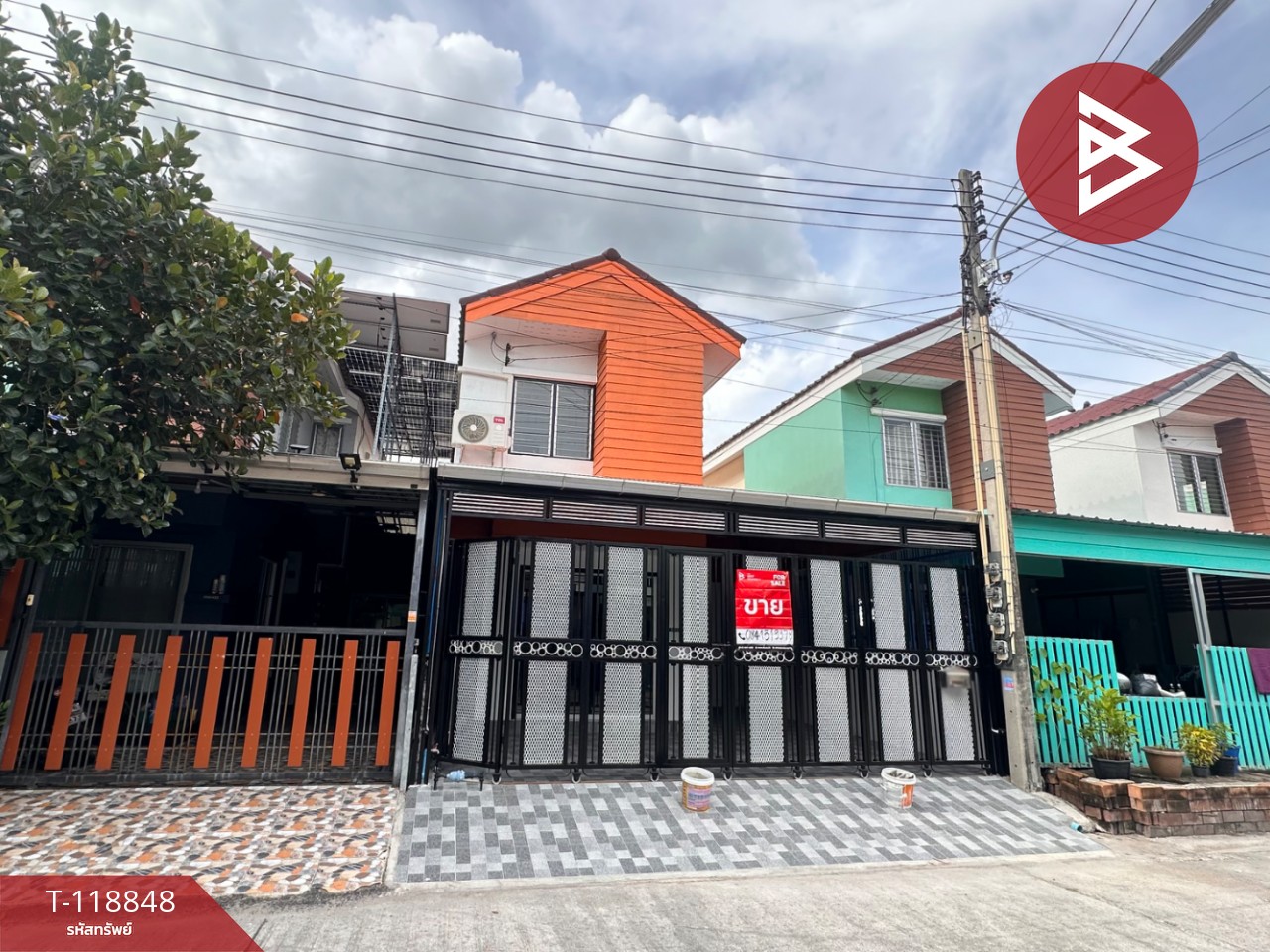 ขายด่วนบ้านเดี่ยว หมู่บ้านเอื้ออาทรบ้านบึง 2 ชลบุรี รีโนเวทใหม่ พร้อมเข้าอยู่
