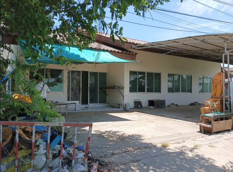 KTB : ที่ดินพร้อมสิ่งปลูกสร้าง ตำบลประชาธิปัตย์ ปทุมธานี 64MT010300360